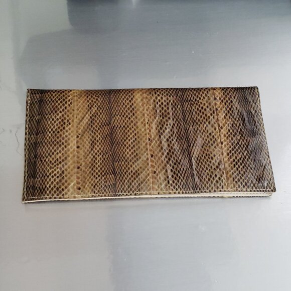 Vintage bifold checkbook lightweight Genuine Snakeskin wallet - Picture 8 of 9